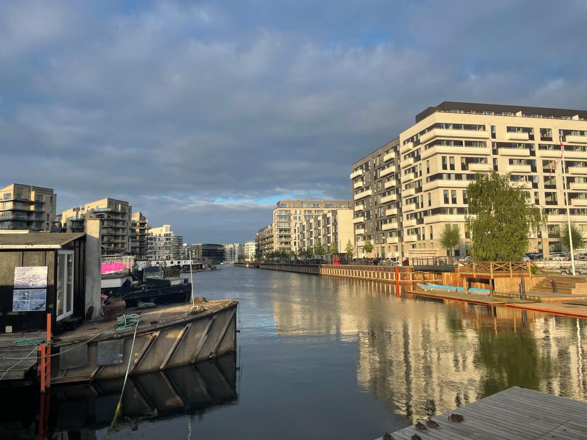 Luksuslejlighed Pa 7 Sal Med Elevator, Vestvendt Altan Og Udsigt Over Havn Og By Lejlighed *